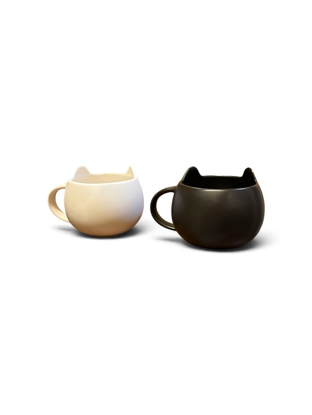 Bundle of Brewish Ceramic Cat Face Holiday Mugs - Picture 3 of 4